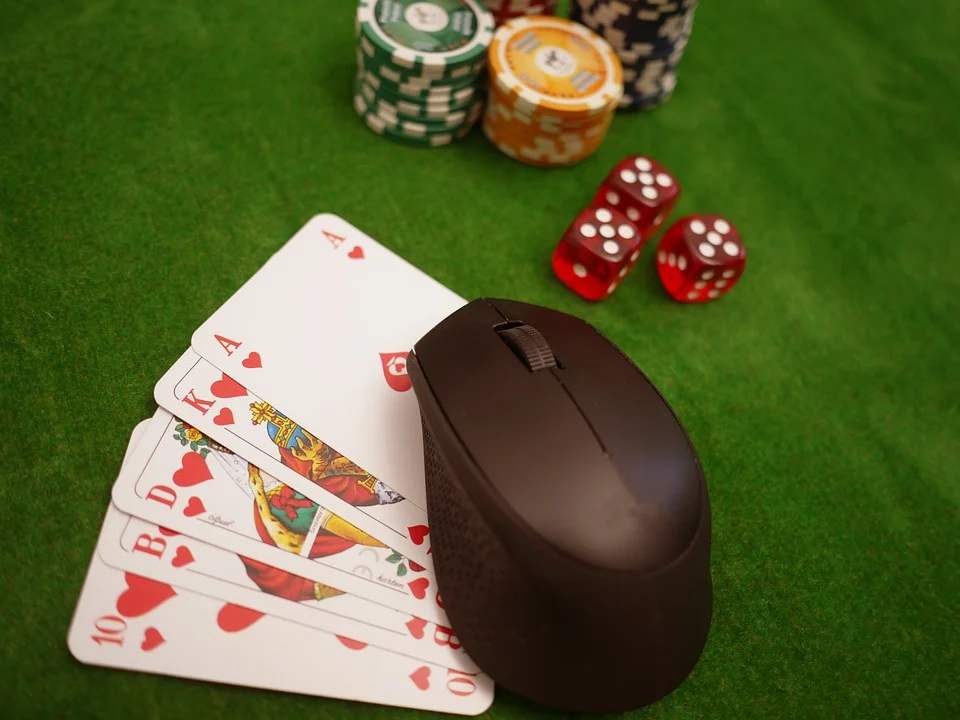 using a mouse to play casino games online