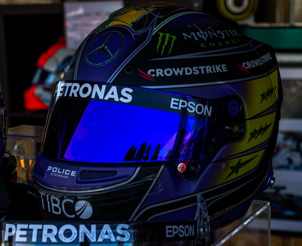 Hamilton's special helmet design used for the 2021 São Paulo Grand Prix